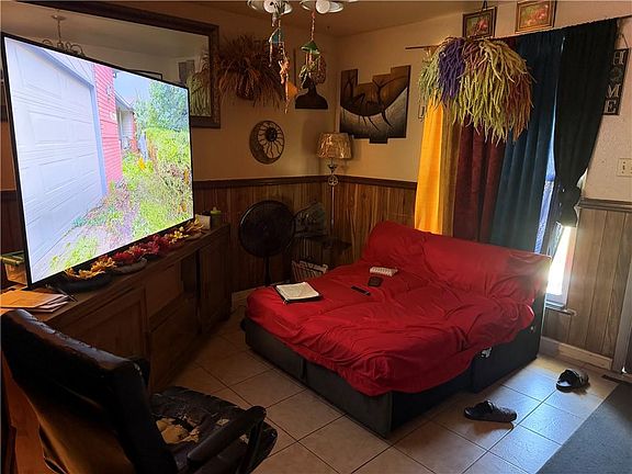 3rd image of 3084 Grinell Dr