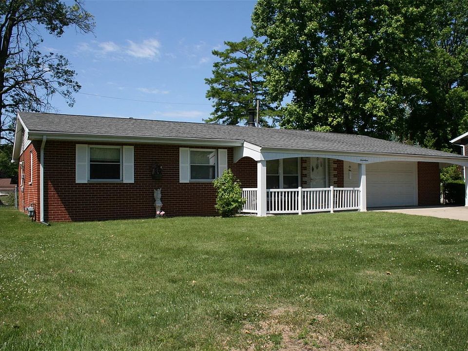 1st image of 17 Westgate Dr