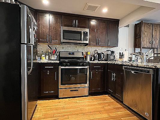 3rd image of 239 W 123rd St