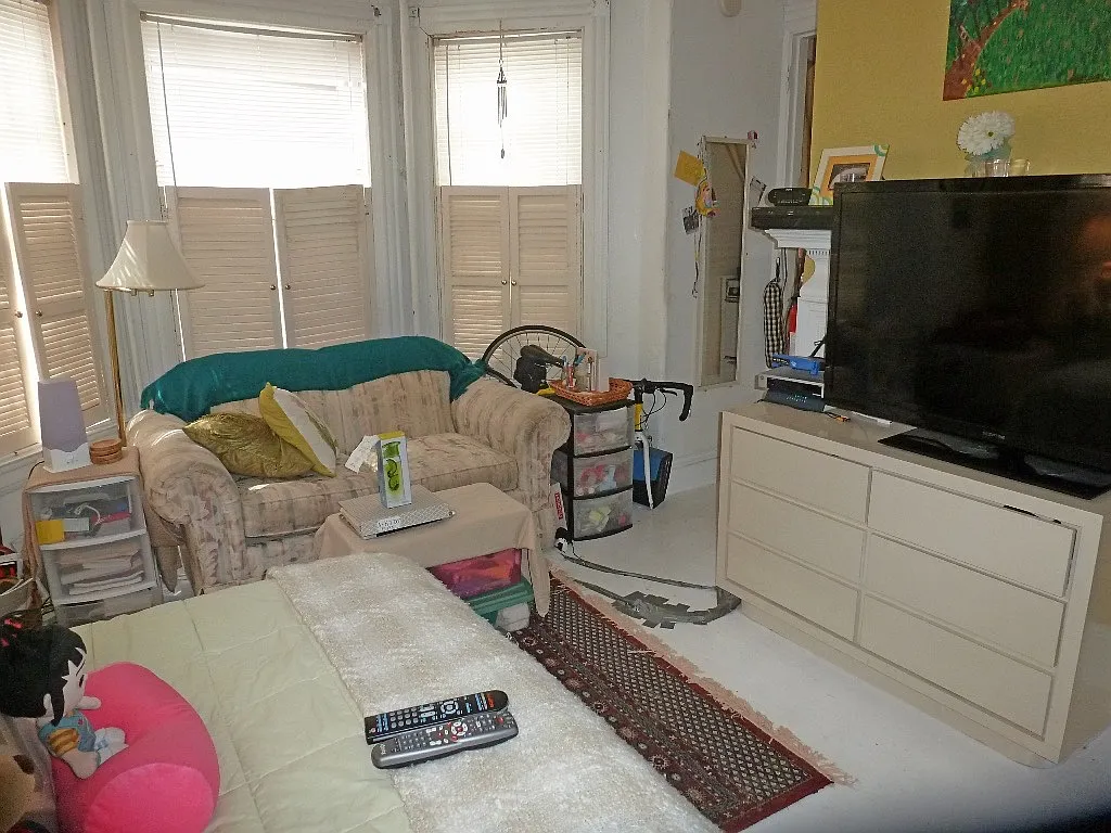 Studio, 375 sqft, $1,600 — Photo 2