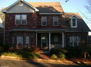 8 Manchester Ln, Hot Springs, AR 71901
