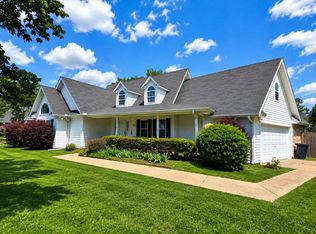 544 Oakdale Dr, Columbus, MS 39705