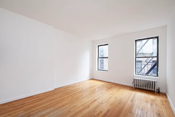 Rented by R New York | media 3