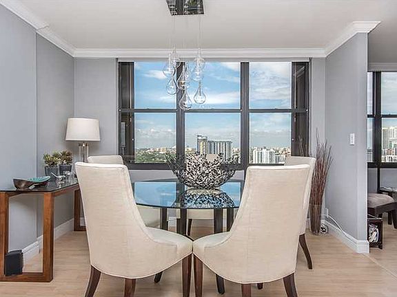 3rd image of 1865 Brickell Ave APT A1914