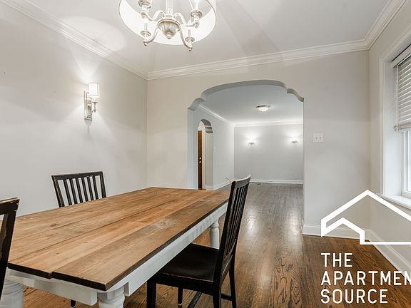 3rd image of 4842 N Paulina St
