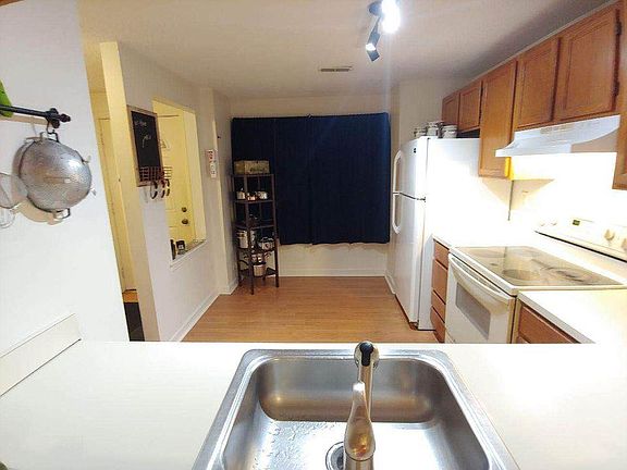 4th image of 1226 Brice Sq