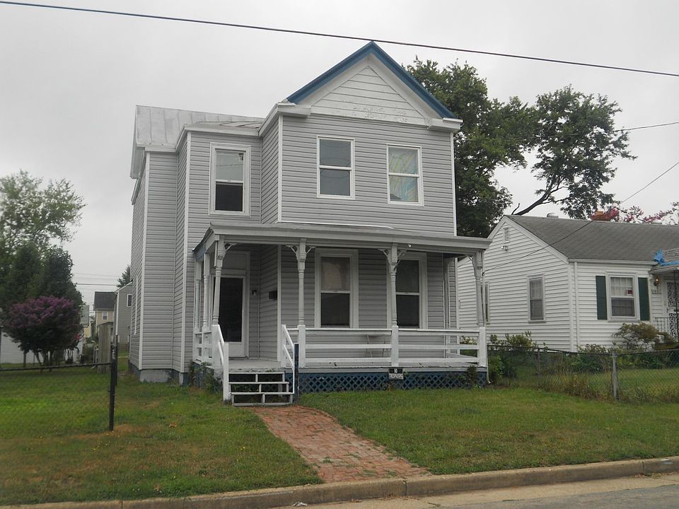 1st image of 1509 National St