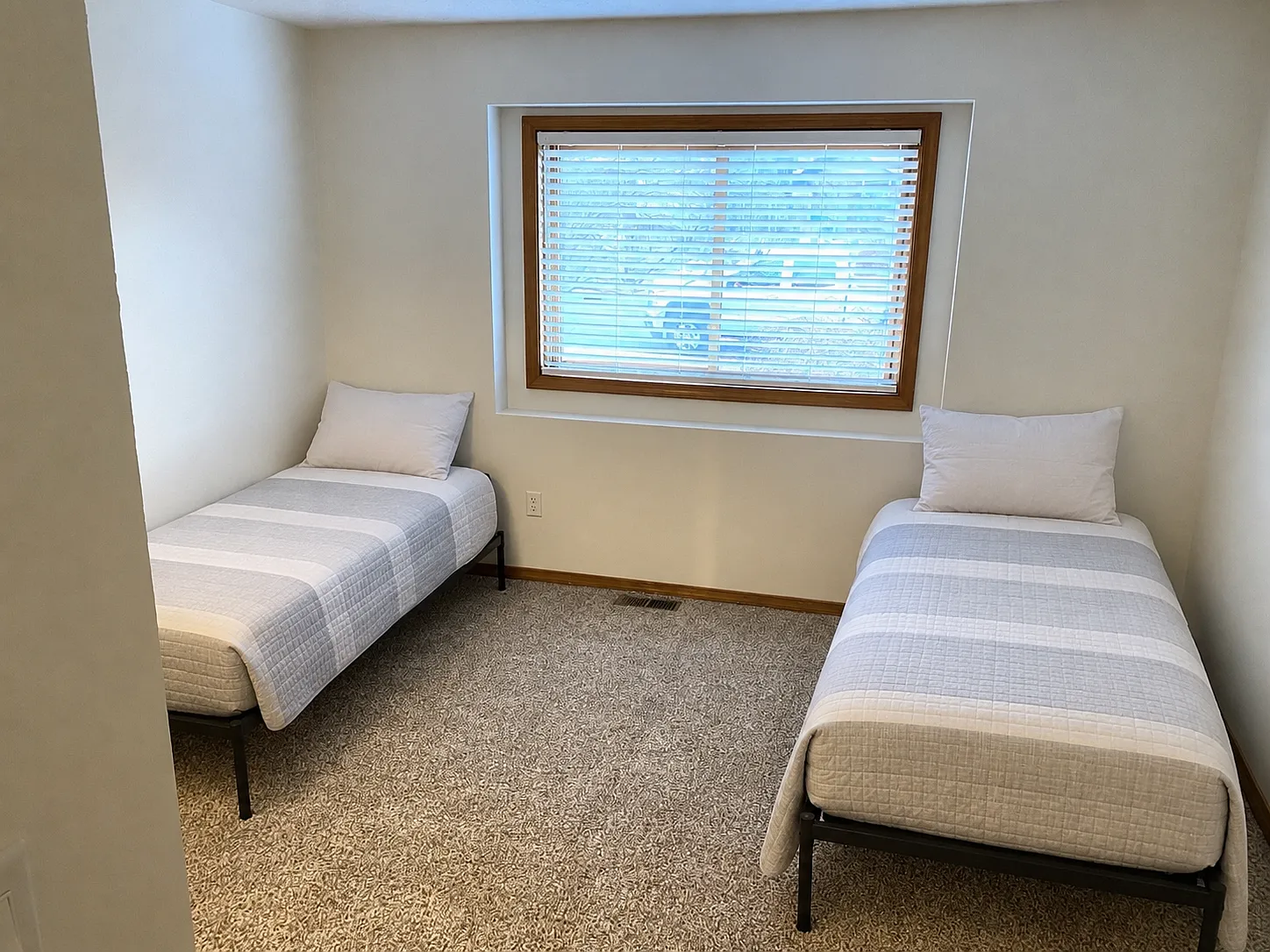 3 bed, 1466 sqft, $4,000 — Photo 4
