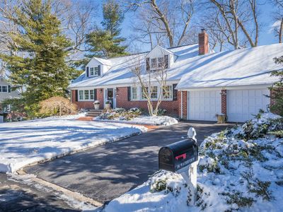 16 Waterview Drive, Centerport, NY, 11721