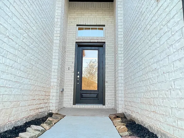 4516 Bartagrass Dr — Photo 11