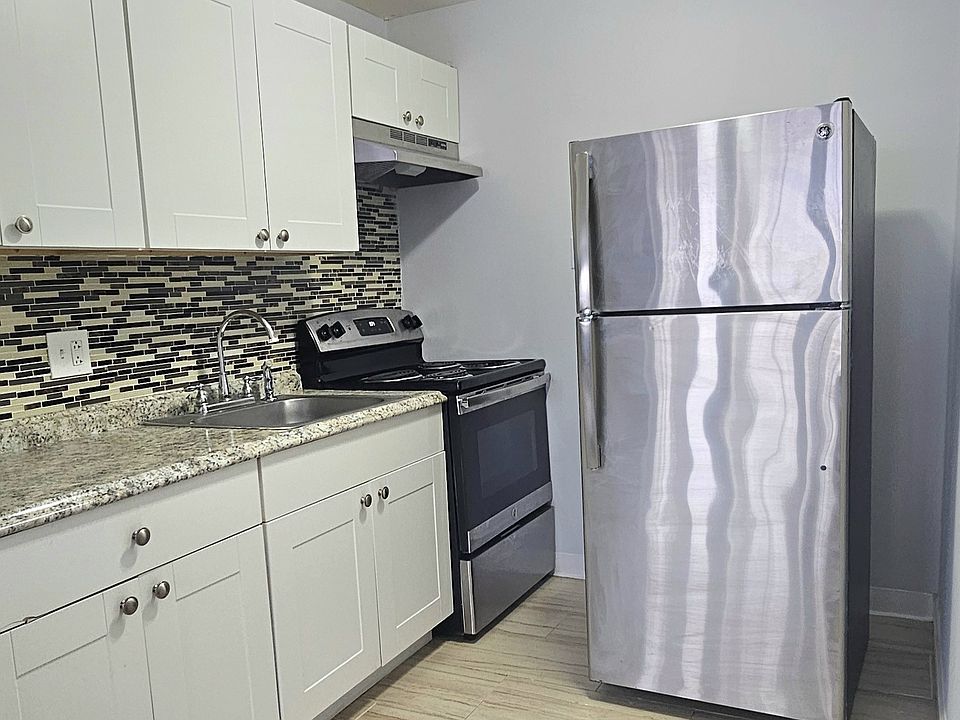 1st image of 10 Highland St APT 2H
