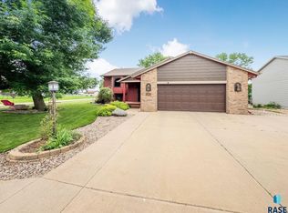 205 N Elsie Ave, Tea, SD 57064