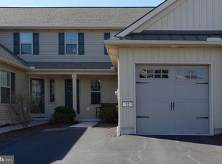 12 Rebecca Dr, Denver, PA 17517
