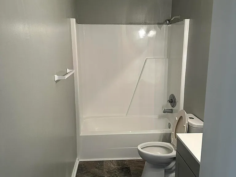 380 Redding Rd #1 — Photo 23