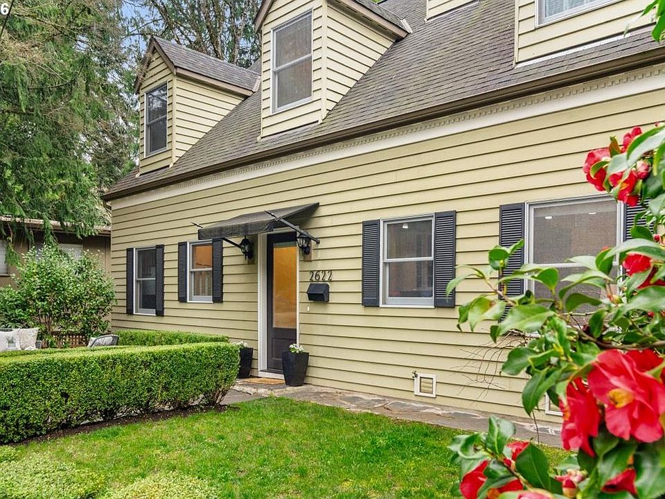 1st image of 2622 SW Davenport Ct