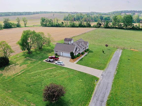 3rd image of 201 Meadow Lark Rd