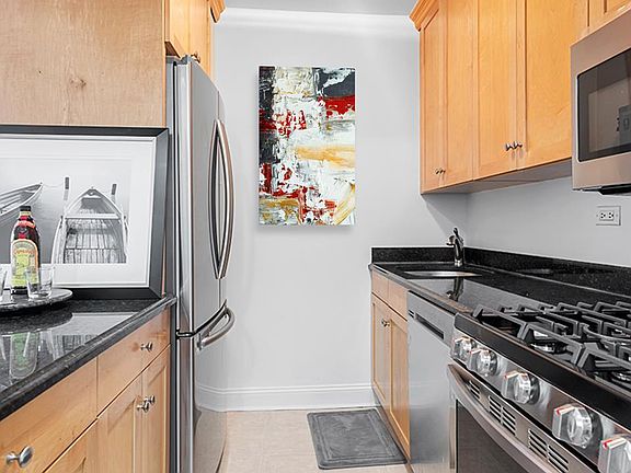 4th image of 150 E 85th St APT 10F