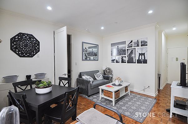 1st image of 304 W 92nd St APT 2Q