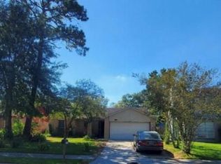 12219 Kingslake Forest Dr, Houston, TX 77044