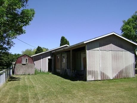 2nd image of 740 N Stevens Dr