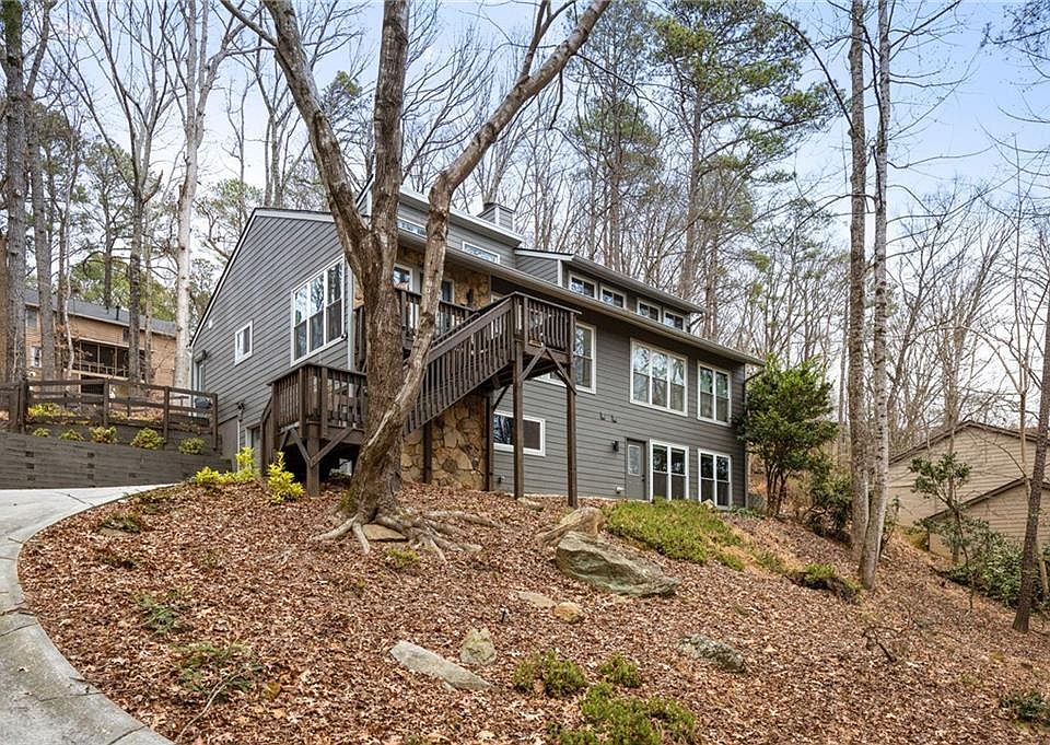 1st image of 110 Lake Top Ct