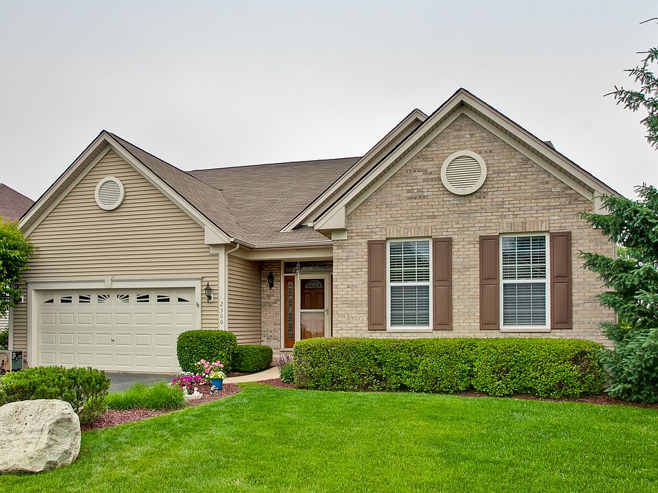 1st image of 2300 Creekwood Dr
