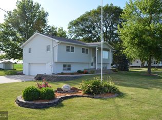 415 N Miles St, Fremont, IA 52561