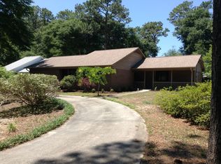 1313 Robin Hood Rd, Wilmington, NC 28401