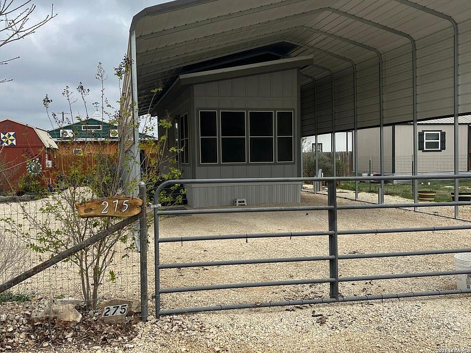 1st image of 275 Siesta