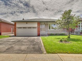 56 Blacksmith Cres, Toronto, ON M3N 1V4