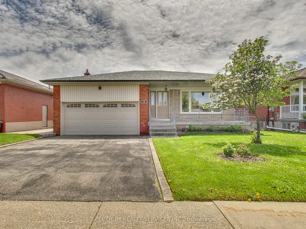 56 Blacksmith Cres, Toronto, ON M3N 1V4