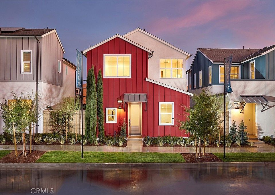 1st image of 4453 S Fairmount Paseo