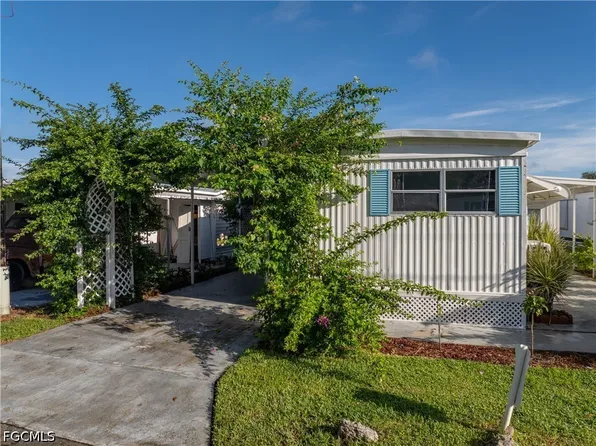2012 S Olga Dr Trailer 28, Fort Myers, FL 33905
