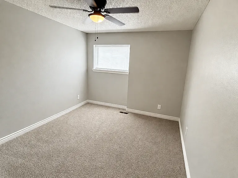 4015 Stonedike Dr — Photo 28