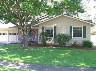 6850 SW Oakwood Dr, Beaverton, OR 97008