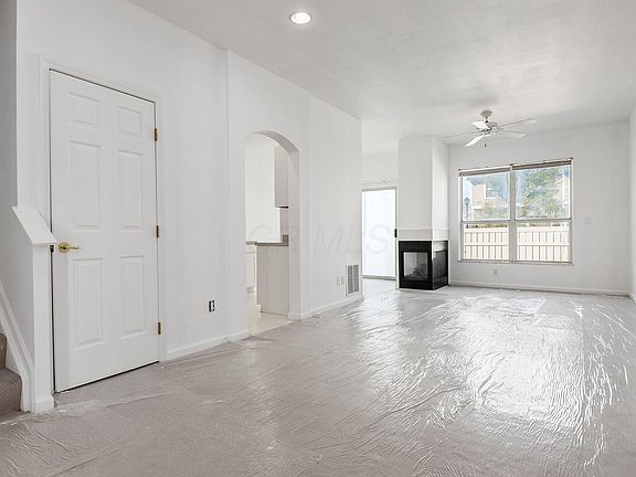 3rd image of 2577 Rustling Oak Blvd