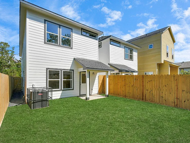 4706 Gunter St — Photo 27