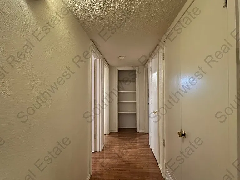 141 Texas Dr — Photo 14