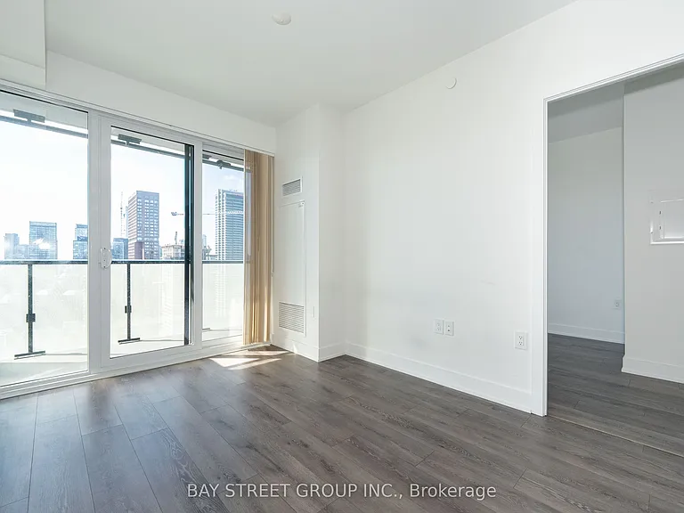575 Bloor St E #3310 — Photo 15