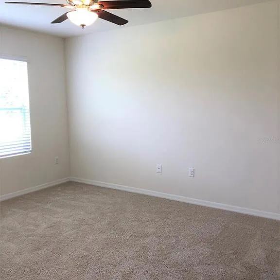 194 Saint Thomas Dr — Photo 22