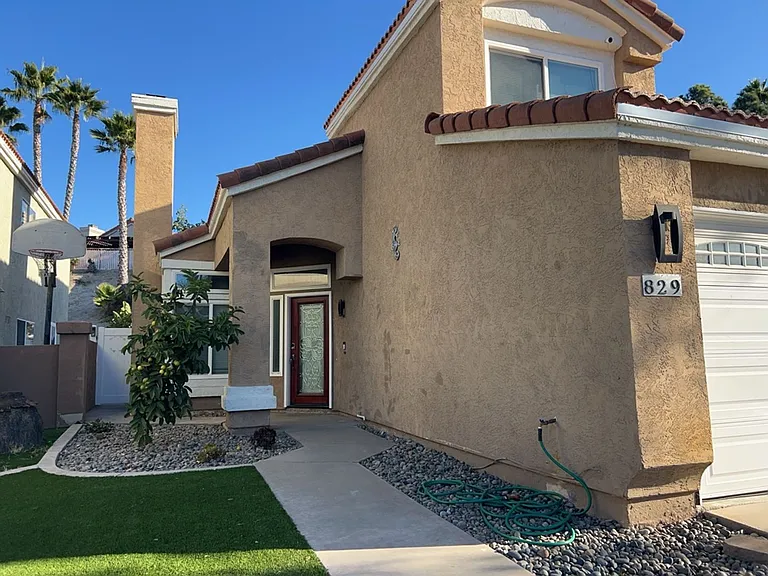 829 Southshore Dr — Photo 8