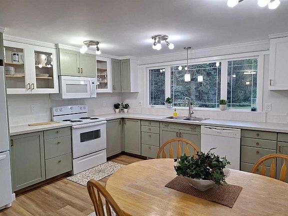 5th image of 38126 Range Road 283 #27