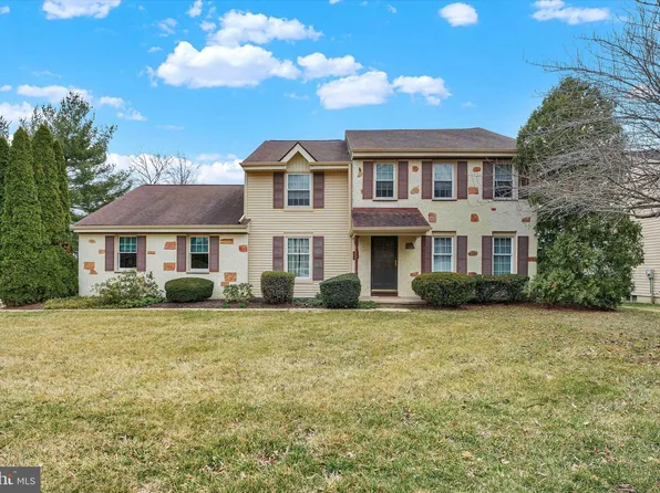 3 Brooklet Dr, Wilmington, DE 19810