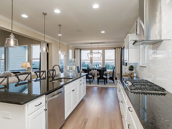 Kitchen with Large Island