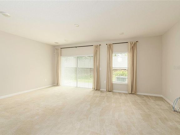 5th image of 3810 Hampstead Ln