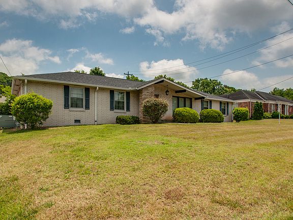 2nd image of 1006 Percy Warner Blvd