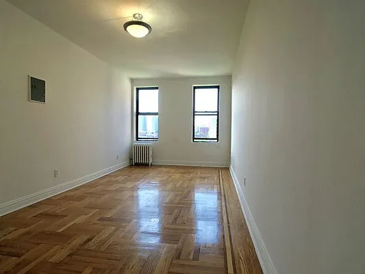 Rented by Sovereign Associates | media 22