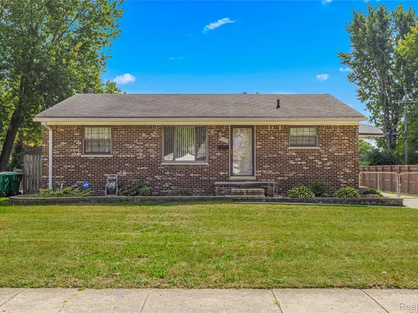 32333 Florence St, Garden City, MI 48135