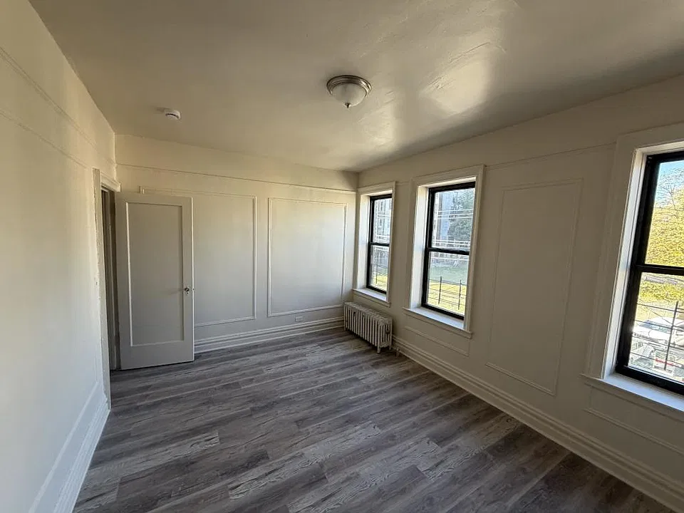 36 Bruce Ave