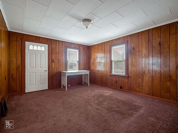 5th image of 23809 W Evans St